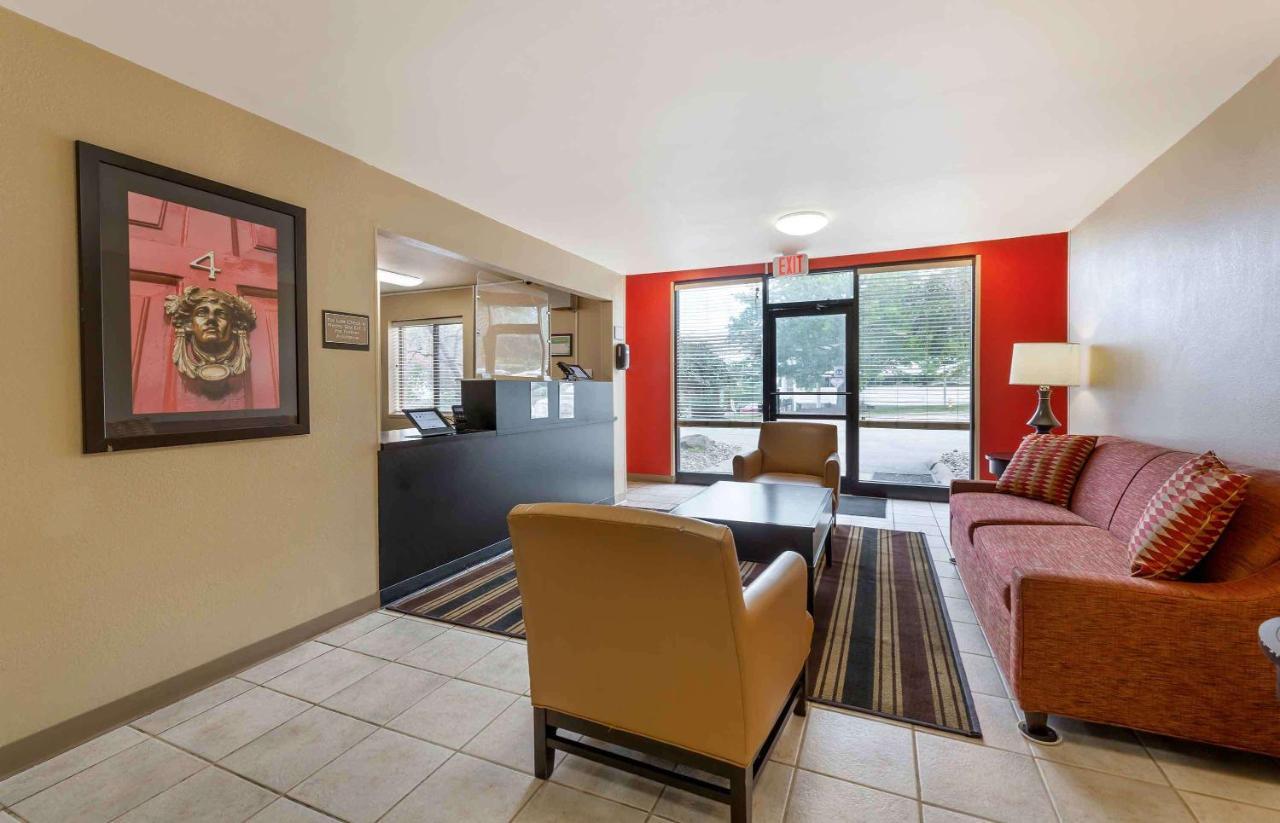Suburban Studios Copley Akron West Экстерьер фото
