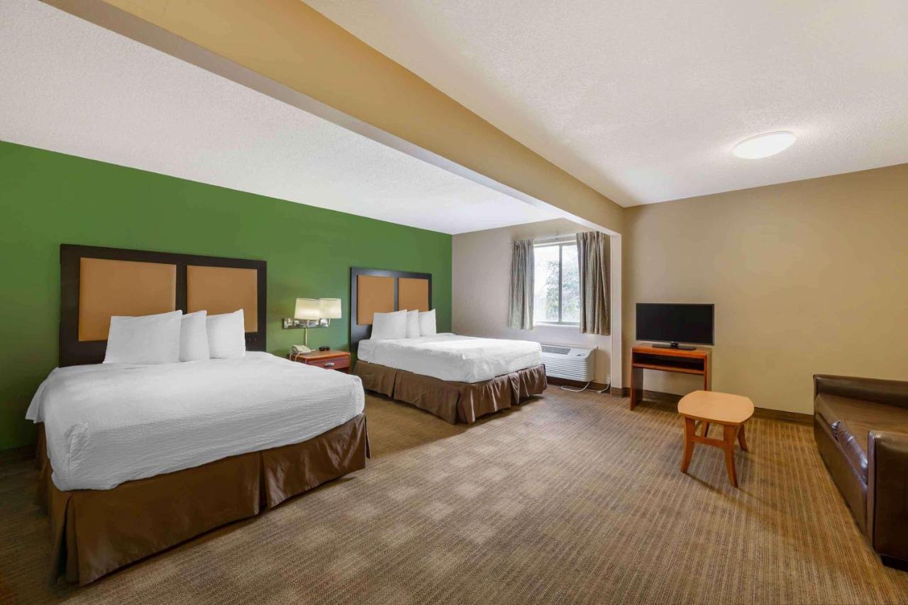 Suburban Studios Copley Akron West Экстерьер фото